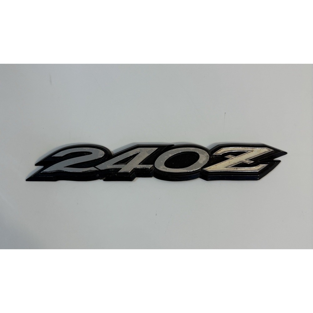 Datsun 240Z Badge Vintage‎ Item
